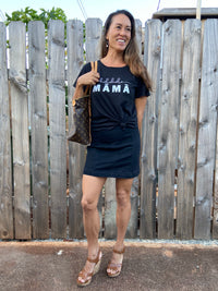 Holoholo Māmā - Shallow Scoop Neck Tee